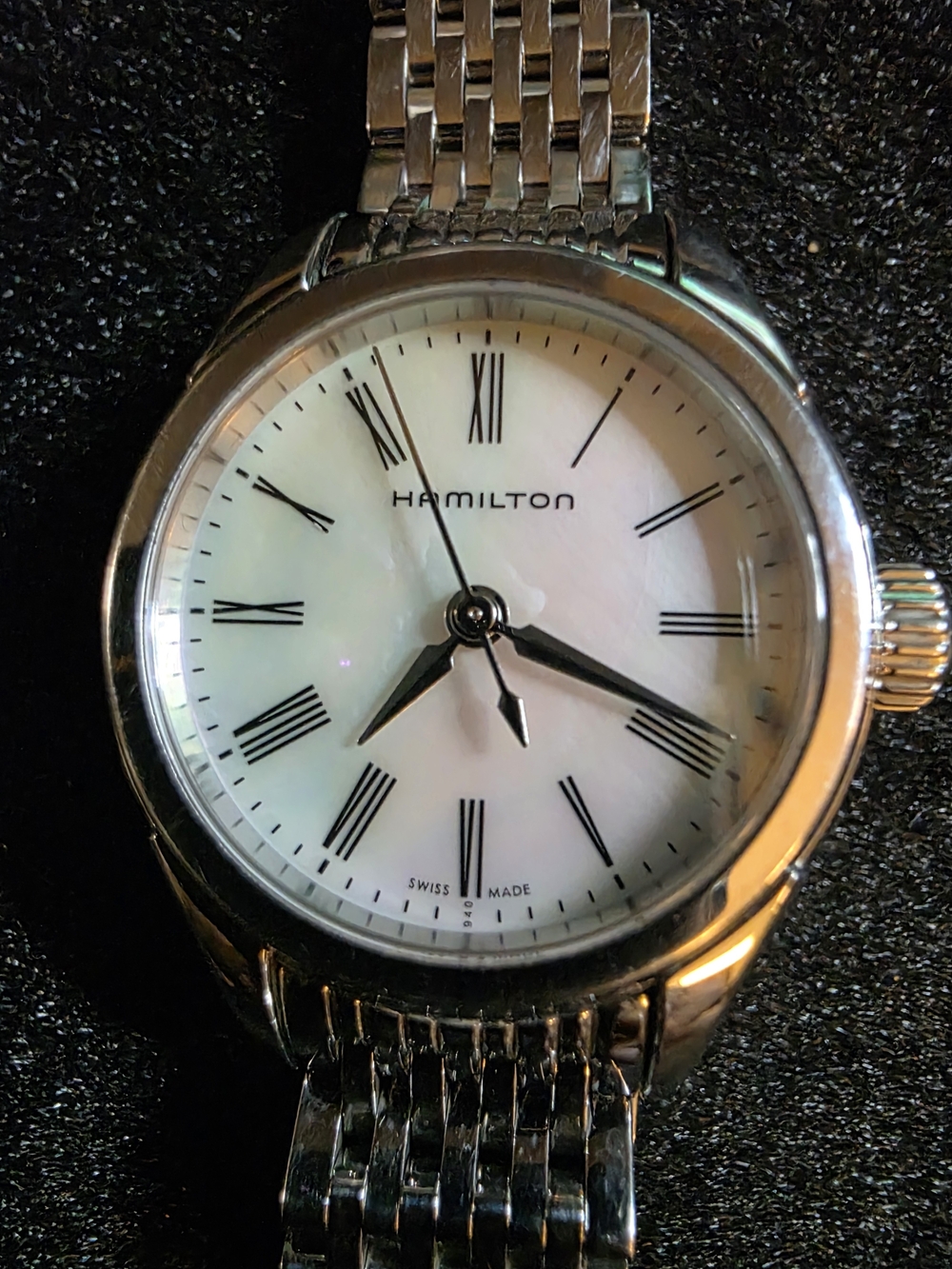 Hamilton American Classic Valiant Quartz (Reference: H39251194) Womens Version